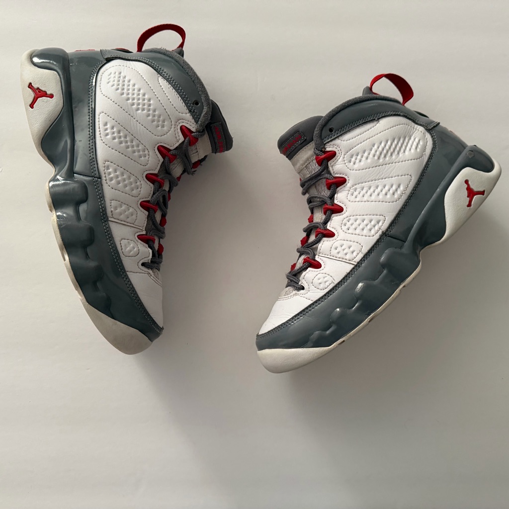 Air Jordan 9 Retro Fire Red (Gs) Size 6y